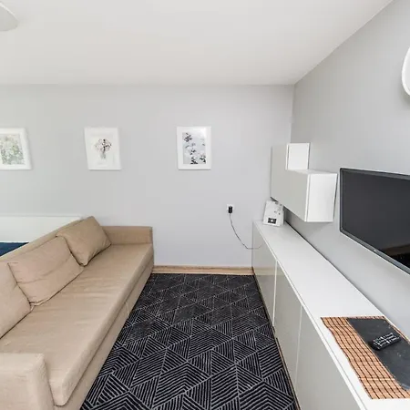 Final4 Apartment *